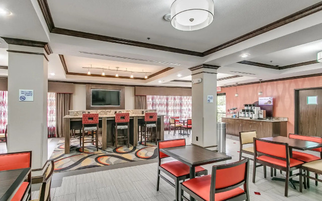Holiday Inn Express Hotel & Suites Lubbock South by IHG