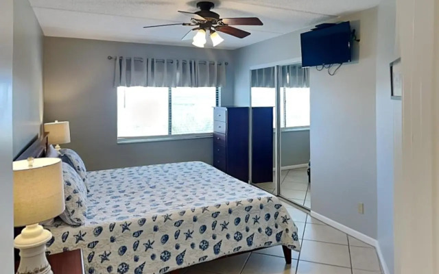 Windjammer Apartment 206