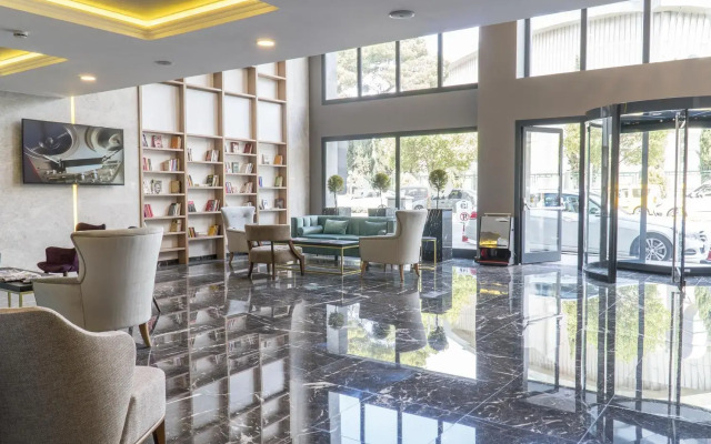 Greymark Hotel