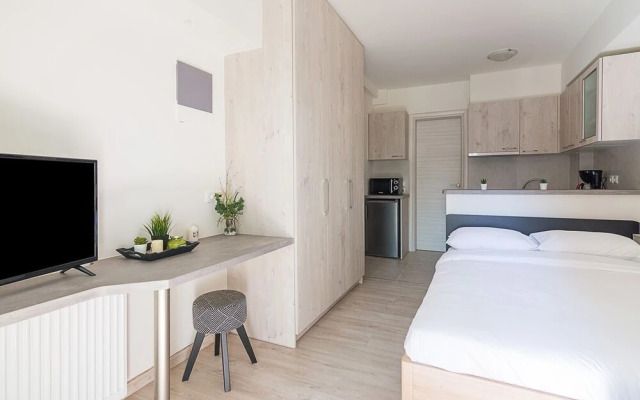 Modern Athens Studio by Cloudkeys