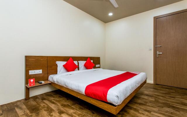 OYO 11929 Hotel Ridhi Sidhi