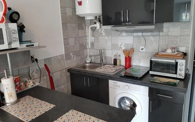 Studio avec jardinet