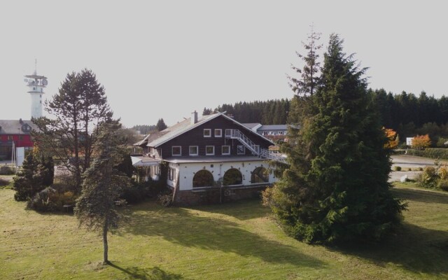 Spacious Holiday Home in Vielsalm near Baraque de Fraiture