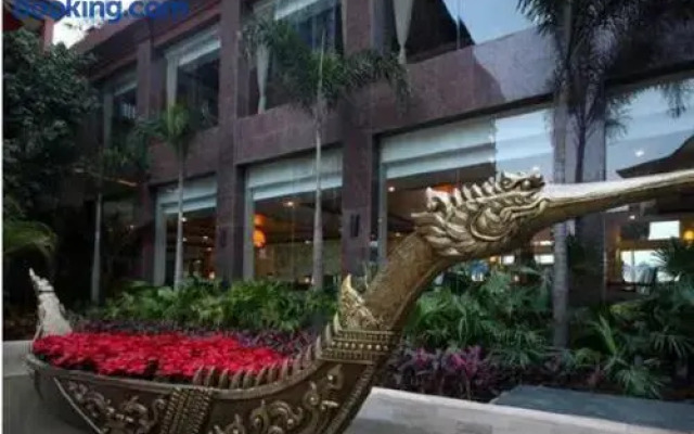 Ramada Plaza by Wyndham Xishuangbanna South