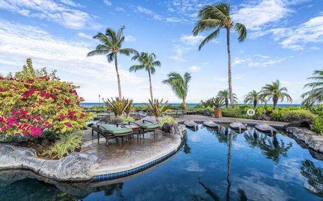 Hali'i Kai At Waikoloa 2b 2 Bedroom Condo by RedAwning