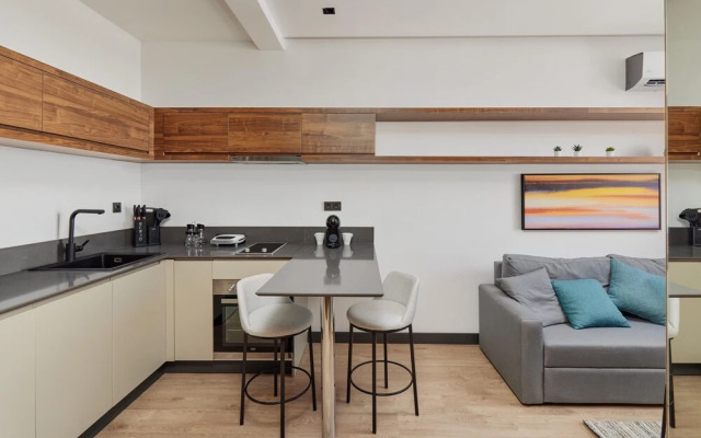 Bayview Hills Luxury Residences