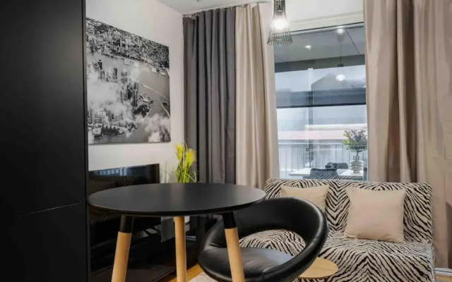 Sari’s luxury studio in the city center