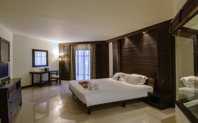 The Nouveau Chumphon Beach Resort & Golf