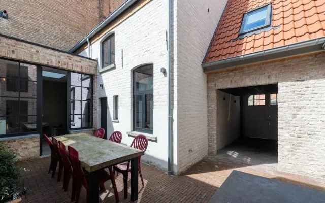 Modern Home by the Sea