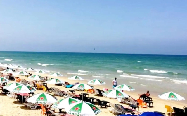 דירה מול הים בת ים 613