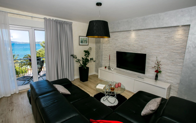 Luxury  Apartments Giovanni with  pool