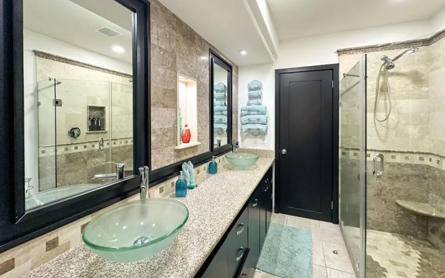 301 B Linda Vista Tranquil Sunset Vistas