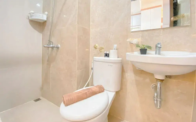 Good Deal and Comfy Studio at Transpark Cibubur Apartment