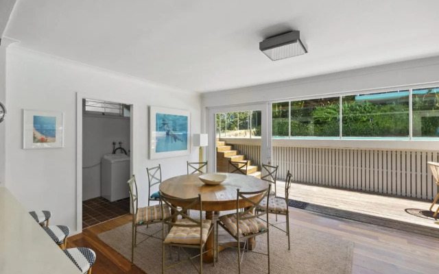 Poolside Stay - Close To Taronga Zoo & Luna Park
