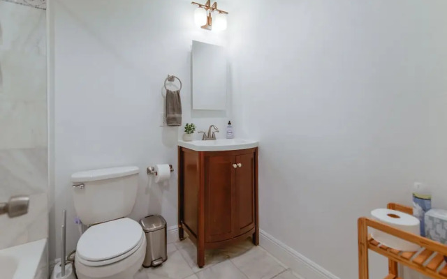 Peaceful Comfort: Comfortable Miami Home