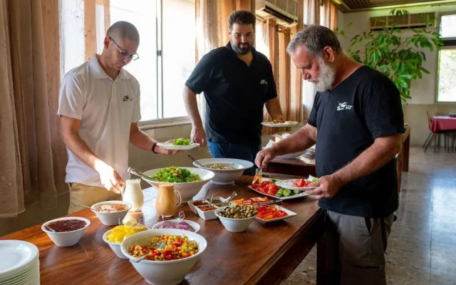 Farod Country Inn