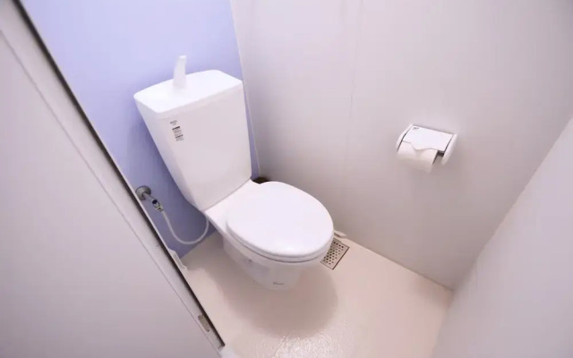 SHIGUWA ONNA Mishuku Onna 1F