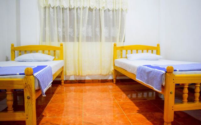 Unique View Hotel - Hostel