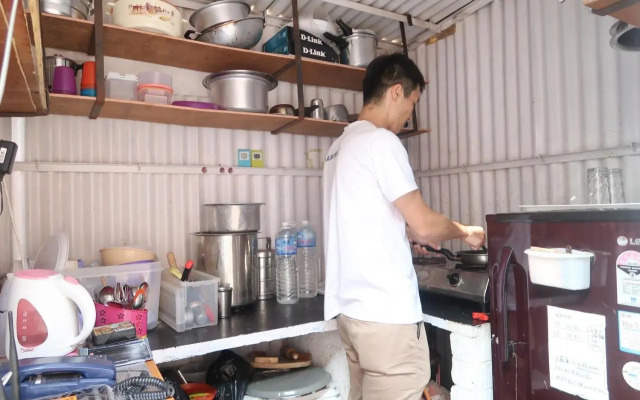 Kalyancool Homestay