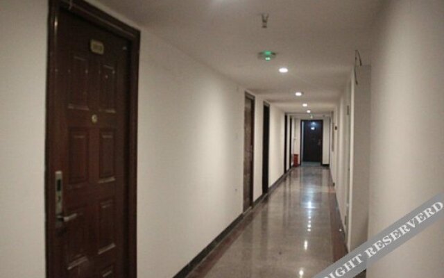 Yijia Express Hotel