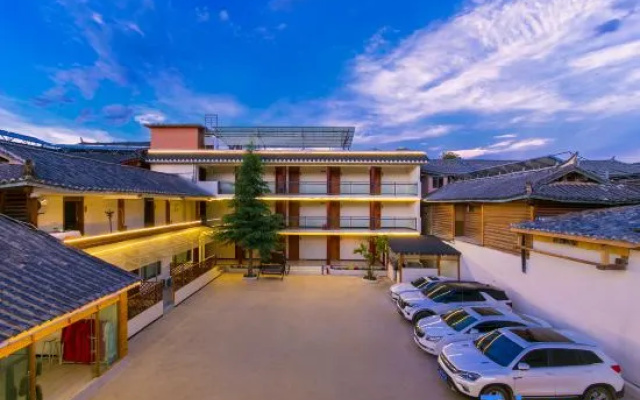 Lakeside Courtyard Hote – Exterior – Lijiang