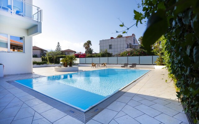 Path House - Suite Hotel