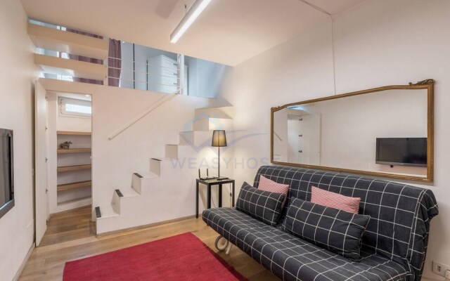 Cozy Entire Apt Close To Piazza Trilussa