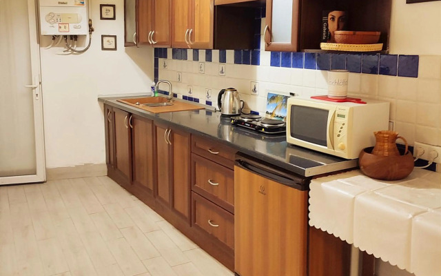 Апартаменти трехкімнатні в самому центрі для 6-х