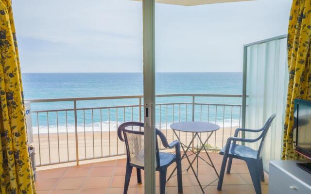 Cannes Planta 3 , Porta 7