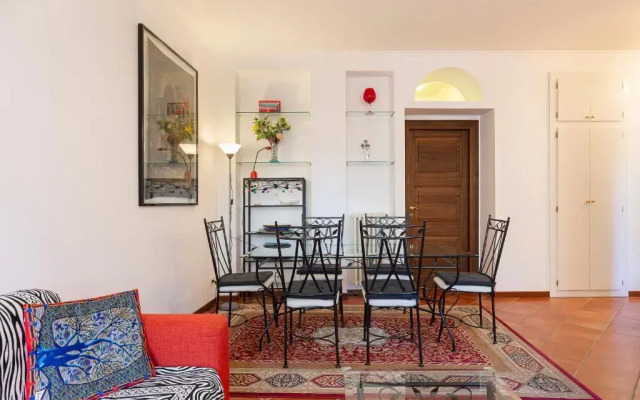 Dolfin - Nel Centro di Stresa - by Impero House