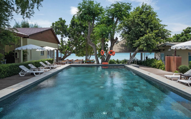 Samed Club Ko Samet