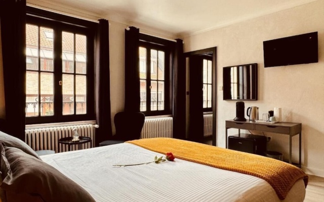 The Rose Suites