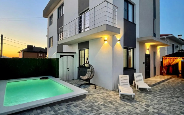 Villa Harizma (Вилла Харизма)