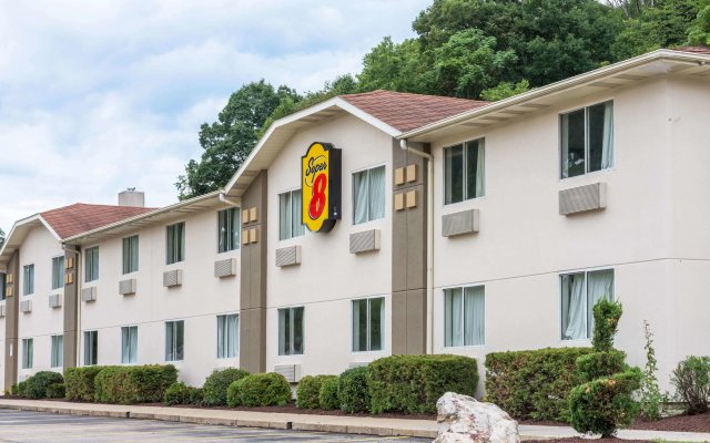 Super 8 by Wyndham Pittsburgh/Monroeville