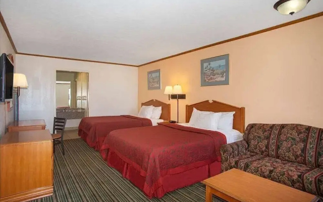 Economy Hotel Wichita- Florence St.