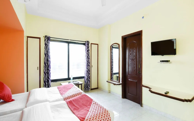 OYO 13926 Hotel Kala Laxmi