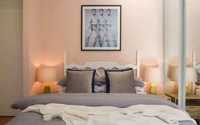 Sun-drenched 1 Bed Studio Apartment In Newtown