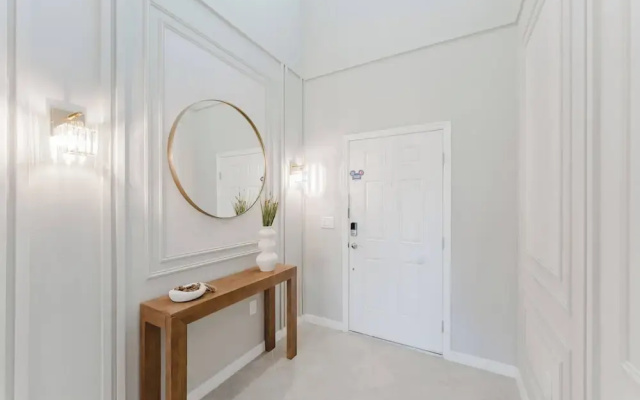Stunning 8BR Pool Gameroom Minutes to Disney