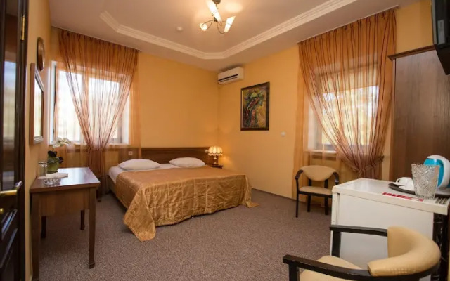 Hotel Saya