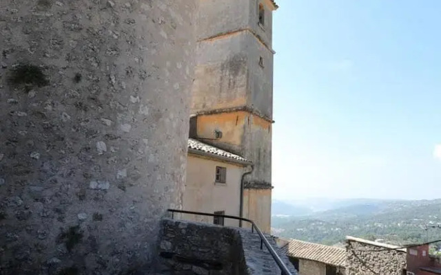 Le Chateau de Carros by Gites de France