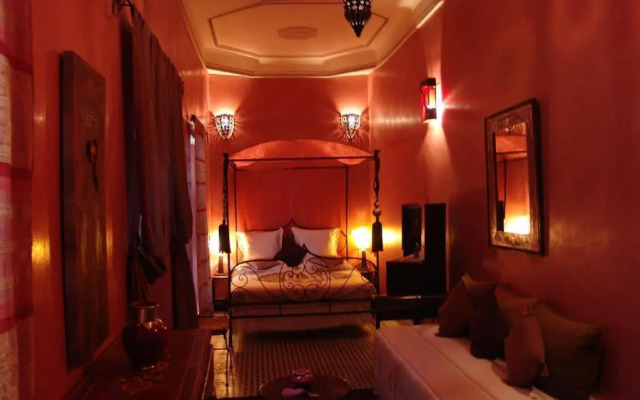 Riad Les Nuits De Marrakech