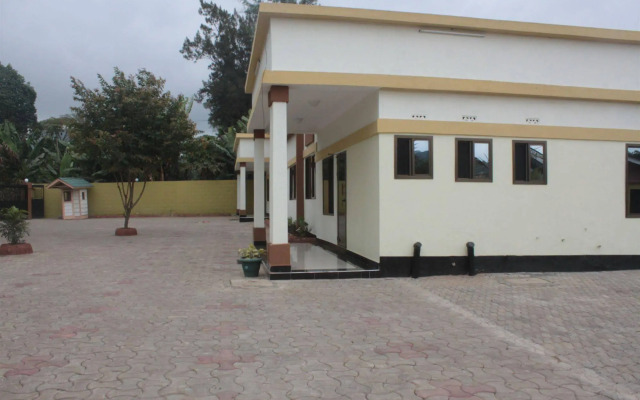 Way Side Hotel