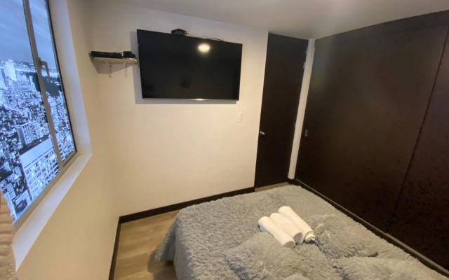 Apto 1 cama doble, 1 sofacama, centro historico.