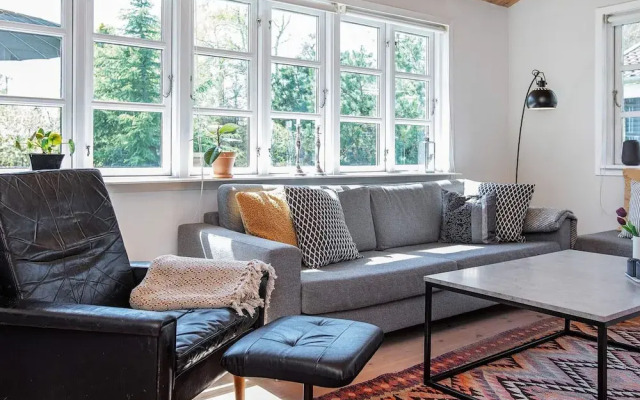 8 Person Holiday Home in Vaeggerlose