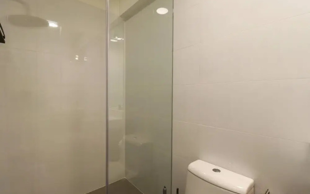 w Amazing 3BR w Balcony in San Isidro