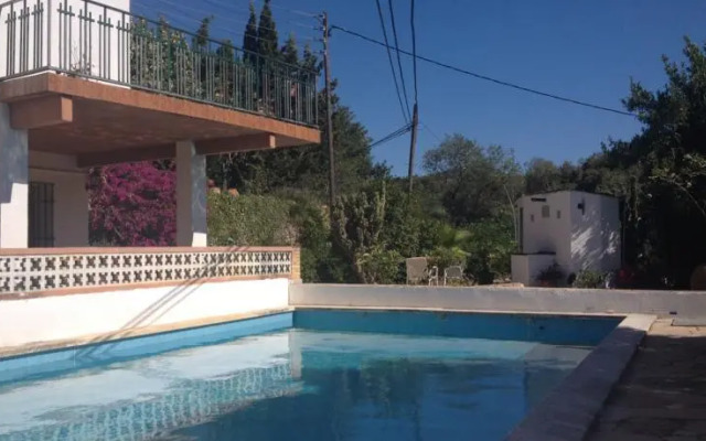 Country house Godall