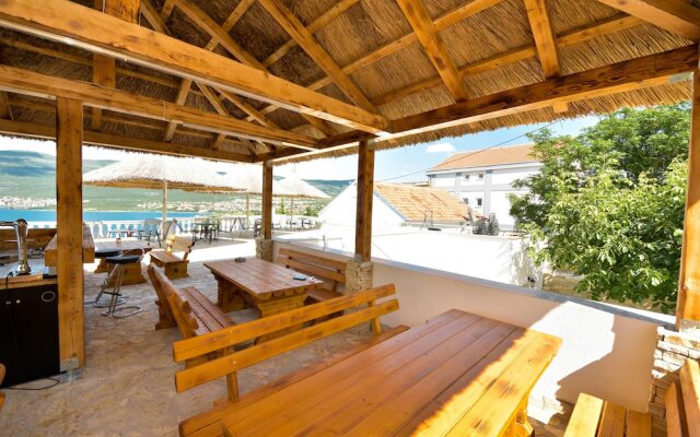 Holiday Home Obrovac I