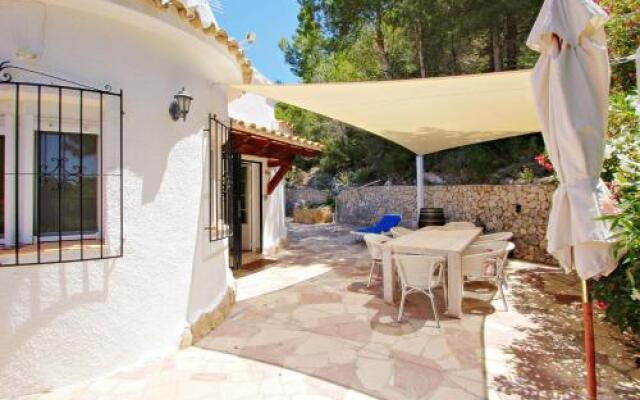 Alma - holiday home with private swimming pool in Benitachell