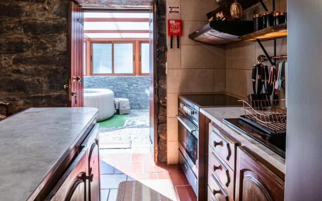Stone House Vista II by Atlantic Holiday