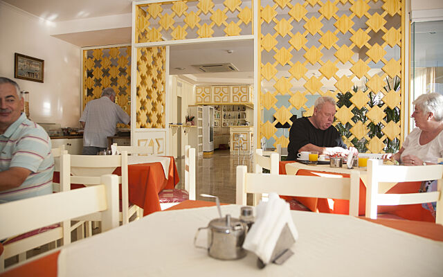 Theonia Hotel